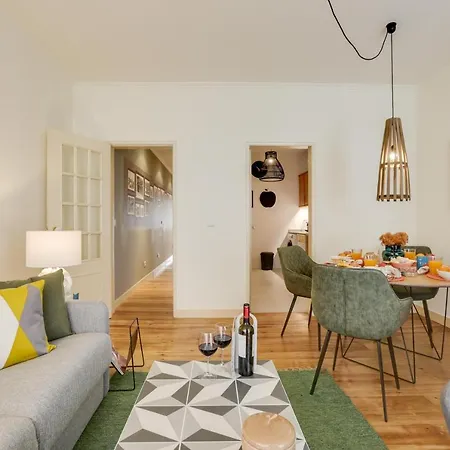 Santa Marta Typical Ii Apartman Lisboa